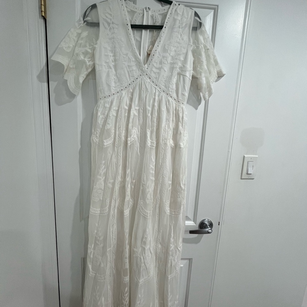 Pinkblush White Lace Mesh Overlay Maternity Maxi Dress - Picture 3 of 7
